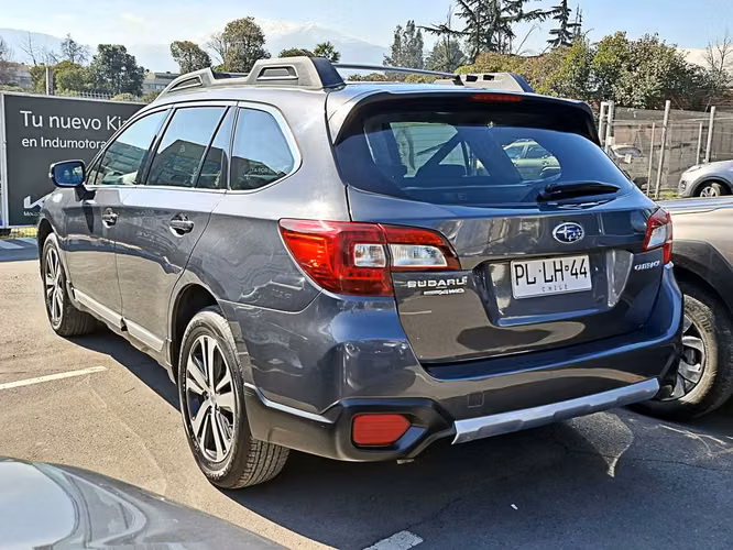 SUBARU OUTBACK 2021