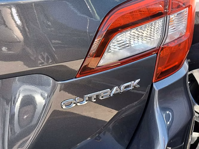 SUBARU OUTBACK 2021