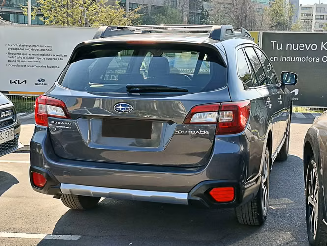 SUBARU OUTBACK 2021