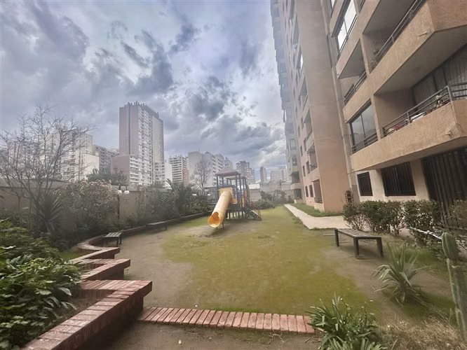 Departamento en venta de 2 dormitorios 2 baños en Santiago