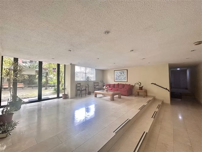 Departamento en venta de 2 dormitorios 2 baños en Santiago