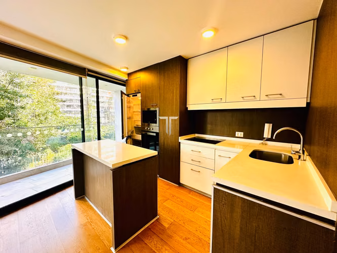 Departamento en venta c/ estacionamiento en Barrio El Golf