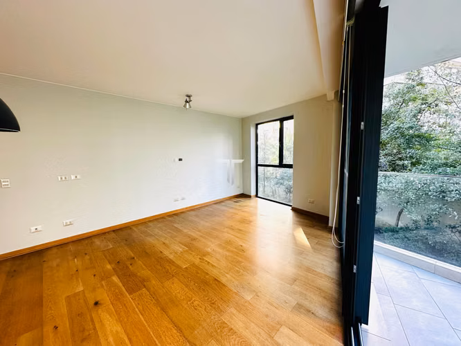 Departamento en venta c/ estacionamiento en Barrio El Golf
