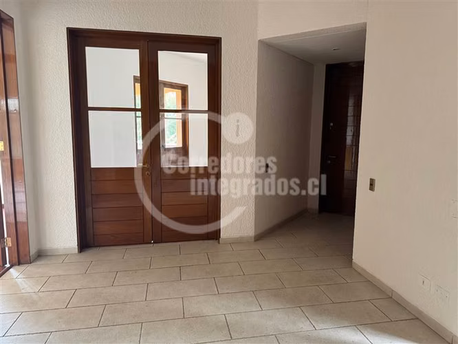 Departamento en venta de 6 dorm. en Las Condes