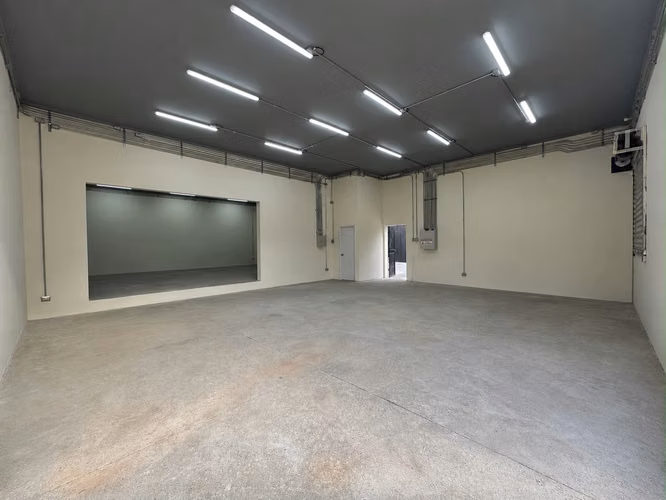 SE ARRIENDA BODEGA  (Concepción) - Imagen 4