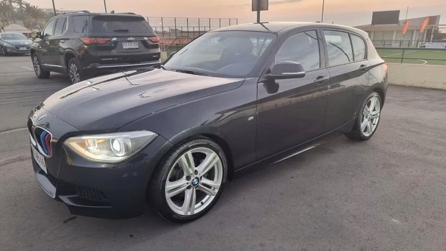 BMW 118i sport año 2015