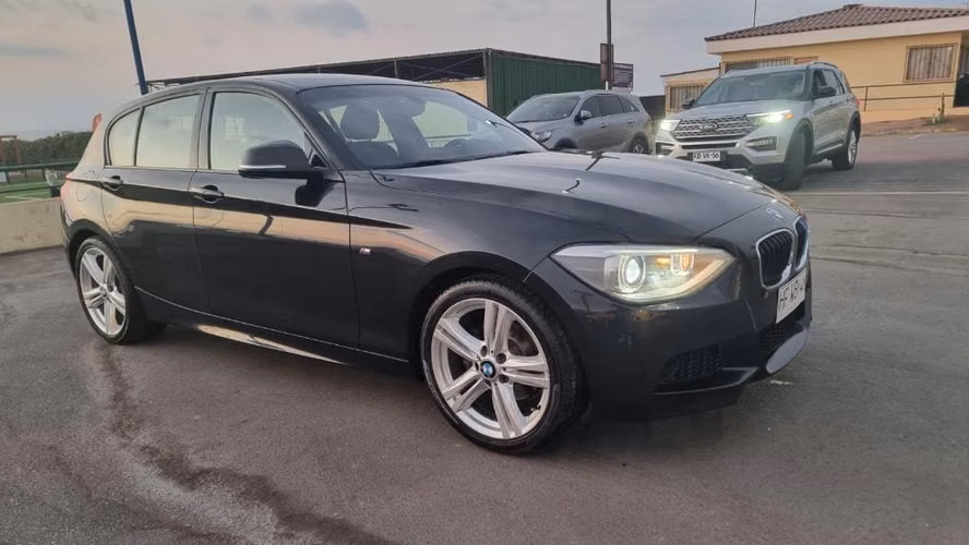 BMW 118i sport año 2015