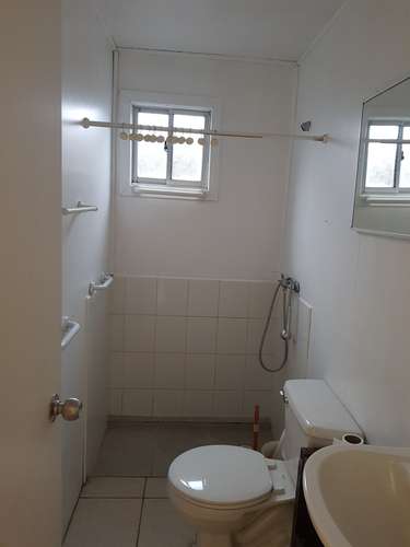 IMPORTANTE UBICACION DE TERRENO CON CASAS