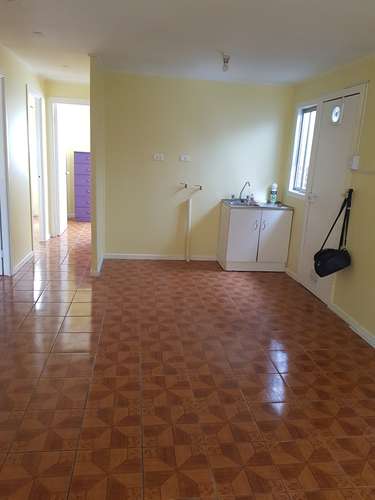 IMPORTANTE UBICACION DE TERRENO CON CASAS