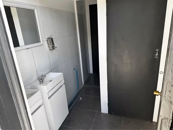 EN VENTA Bodega comercial 380m2 Santiago concha/ Avda. Matta - Imagen 8