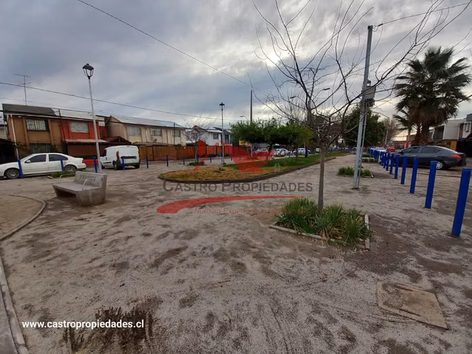 Casa Solida de Dos Pisos Ampliada y Regularizada, 4 Dormitorios, 1 Baño, Quilicura. - Imagen 2