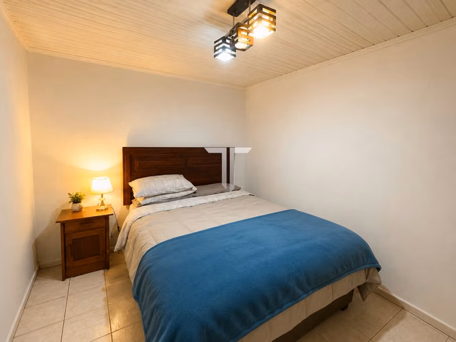 Casa en venta c/ estacionamiento en Metro Las Rejas - Imagen 3