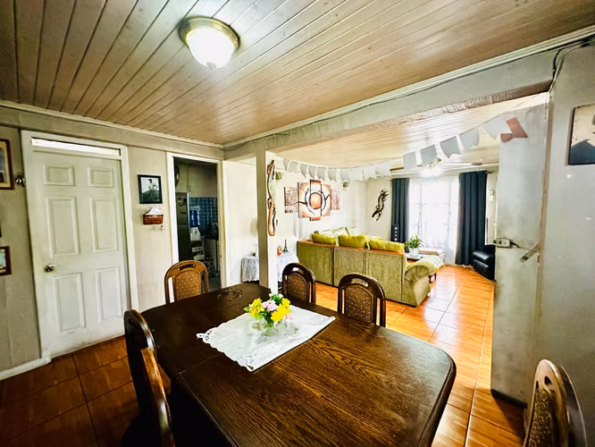 Casa en venta c/ estacionamiento en Metro Las Rejas - Imagen 6