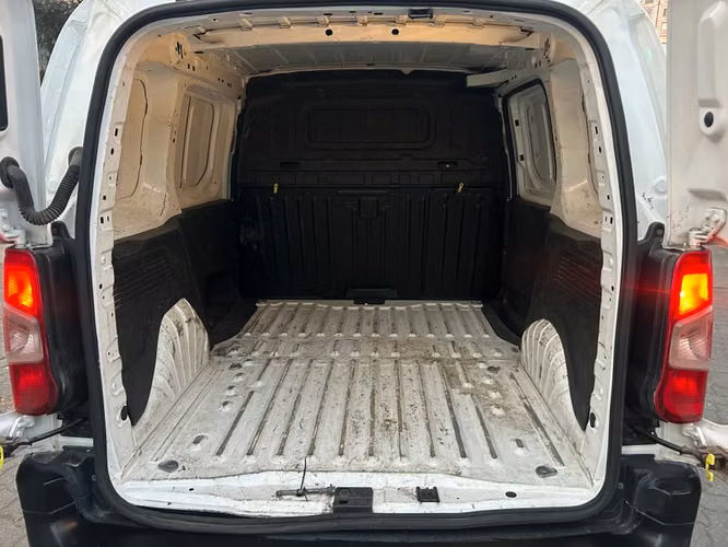 OPEL COMBO HDI 92 L1 5P 1.6 - 2022 | 3992
