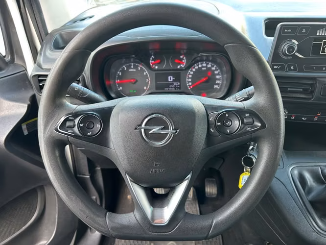 OPEL COMBO HDI 92 L1 5P 1.6 - 2022 | 3992