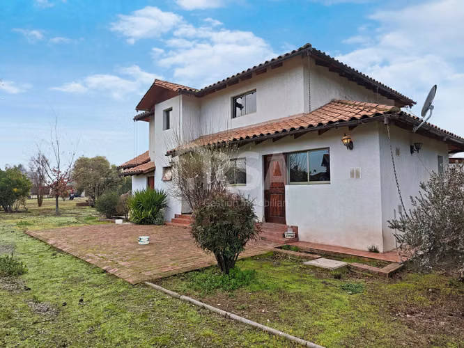 Casa en Gran Parcela, cercana a Panamericana (179803)