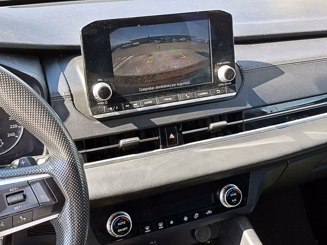 MITSUBISHI OUTLANDER 2023 - Imagen 13