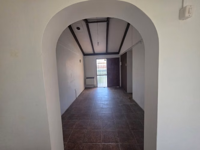 Vendo casa a pasos del Hospital - Imagen 8