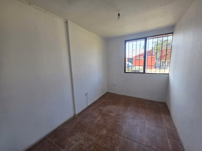 Vendo casa a pasos del Hospital - Imagen 13