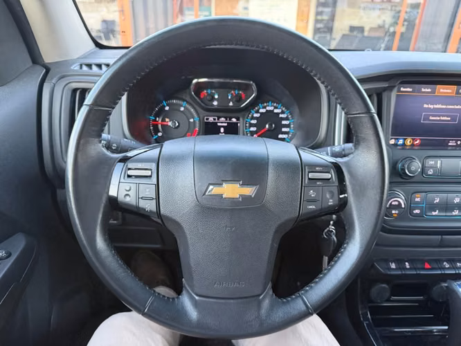 CHEVROLET COLORADO HIGH COUNTRY 2.8 4X4 AT 2023 - Imagen 15
