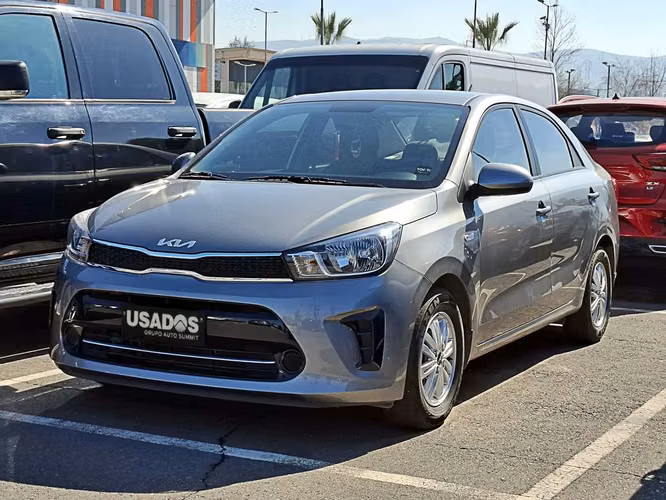 KIA SOLUTO 2025