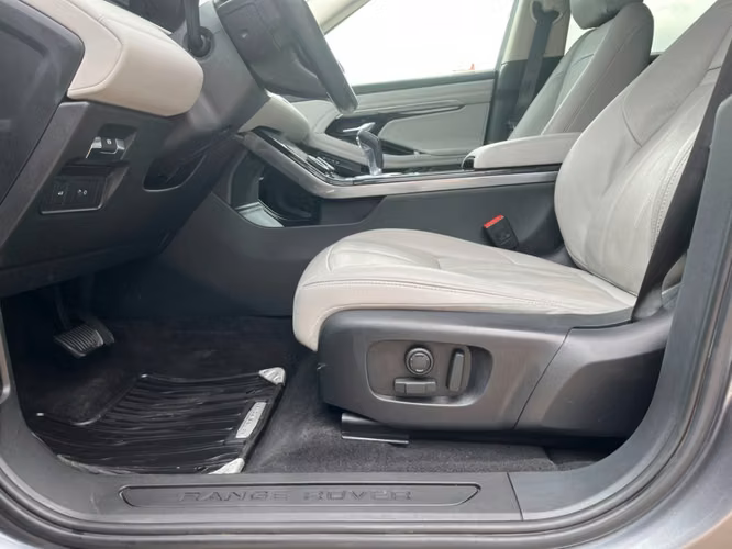 LAND ROVER RANGE ROVER EVOQUE 2.0  2021