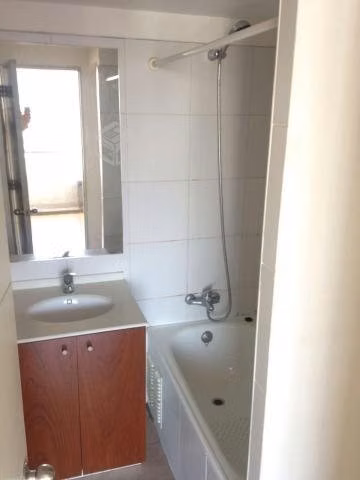 DEPARTAMENTO M$ 61.000 Vende con/sin Arrendatario 1D 1B Nataniel Cox 223 Stgo - Imagen 5