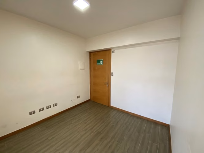  ARRIENDO OFICINA 2P 2B | EDIFICIO MANSO DE VELASCO - Imagen 8