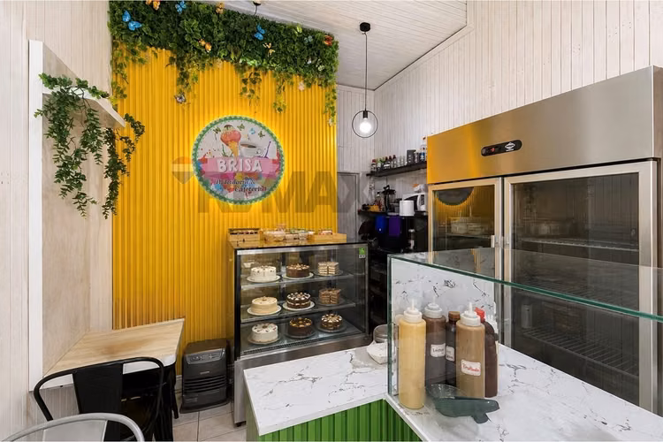 Heladería cafetería en venta