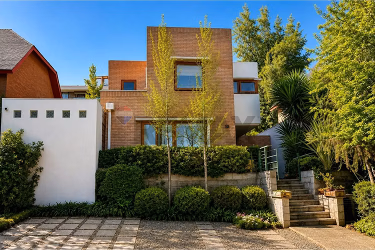 Condominio san carlos de apoquindo 4d+4b