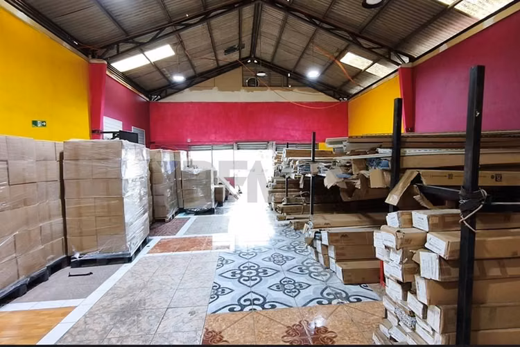 Venta local comercial!!!