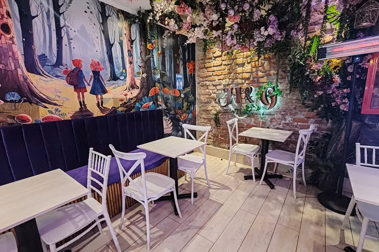 Derecho de llaves - cafetería en barrio lastarria