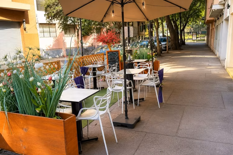 Derecho de llaves - cafetería en barrio lastarria