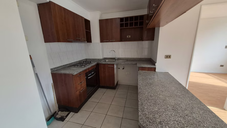 HERMOSO DEPARTAMENTO MARIPOSA EN METRO VICENTE VALDES - Imagen 4
