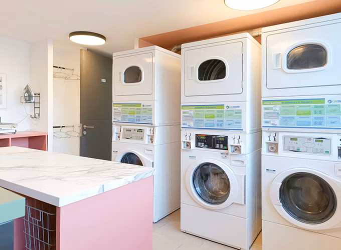 ARRIENDO EN METRO LA CISTERNA 3D 2B EST Y BODEGA