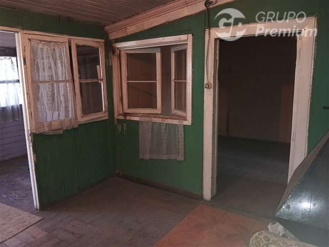 Casa de 3 dormitorios con amplio terreno y jardín interior - Imagen 3