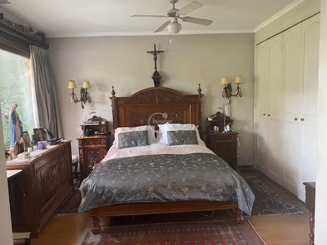 Casa en venta de 6 dorm. en Vitacura