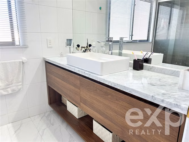 Casa en venta de 5 dorm. en Las Condes - Imagen 19