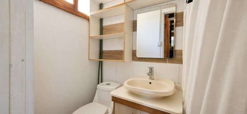 En venta, parcela de 5.000 m2., con casa de 2 dormitorios, en El Melón, Nogales.  100 M$