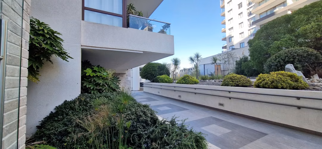 Venta de departamento en Reñaca, 2 dormitorios, hermosa vista. Venta: 6200 UF