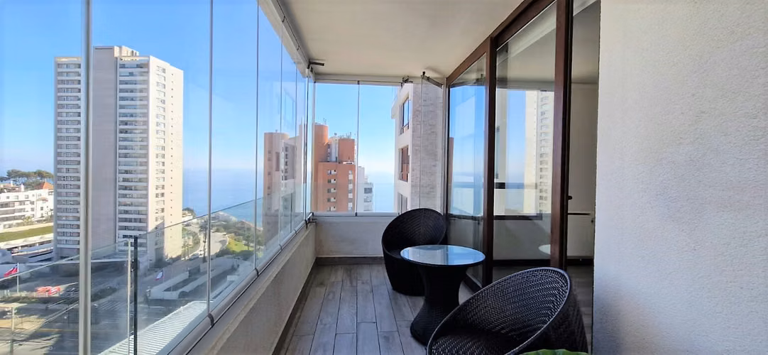 Venta de departamento en Reñaca, 2 dormitorios, hermosa vista. Venta: 6200 UF