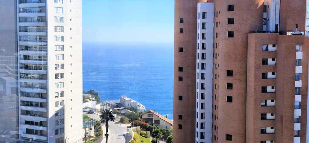 Venta de departamento en Reñaca, 2 dormitorios, hermosa vista. Venta: 6200 UF