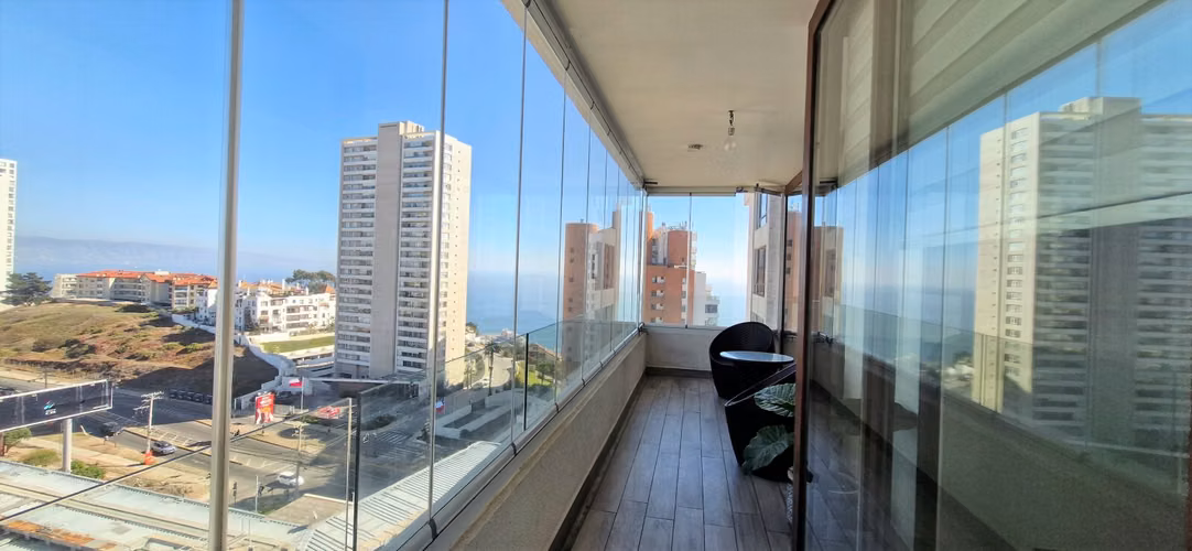 Venta de departamento en Reñaca, 2 dormitorios, hermosa vista. Venta: 6200 UF