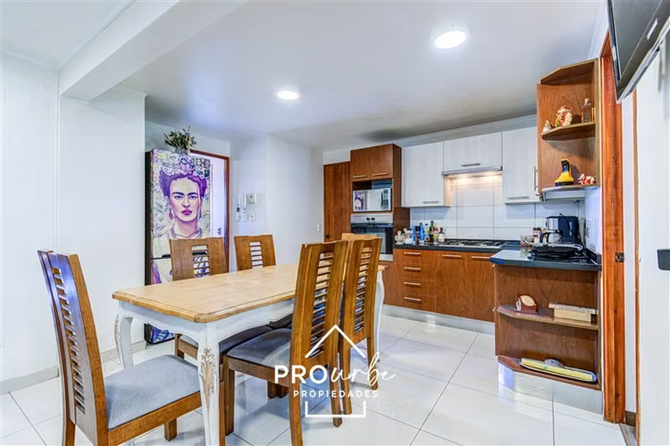 Casa en venta de 6 dorm. en Peñalolén