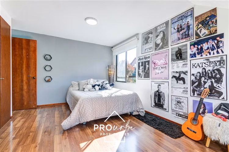 Casa en venta de 6 dorm. en Peñalolén