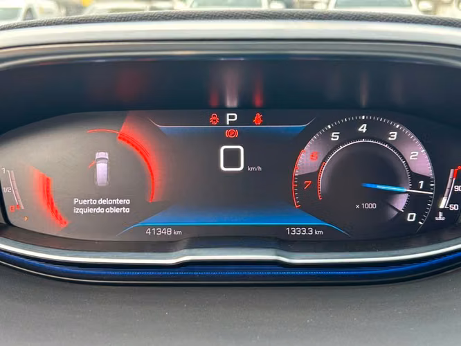 PEUGEOT 5008 ALLURE PACK THP 165 EAT6 - 2023 | 4285