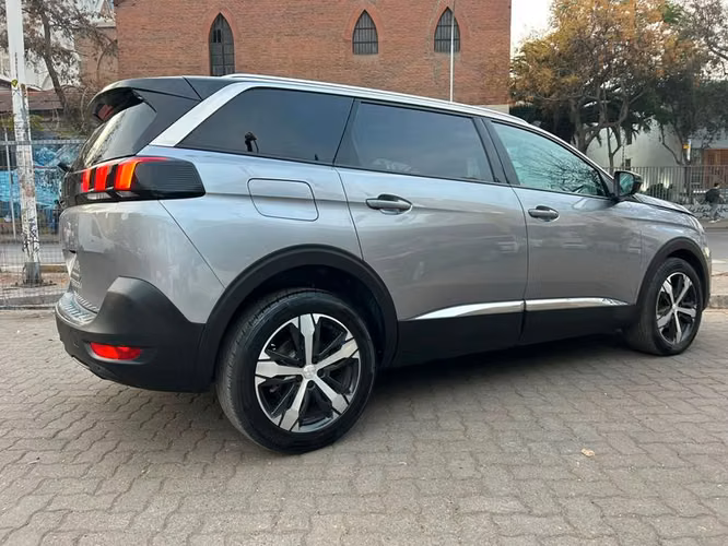 PEUGEOT 5008 ALLURE PACK THP 165 EAT6 - 2023 | 4285