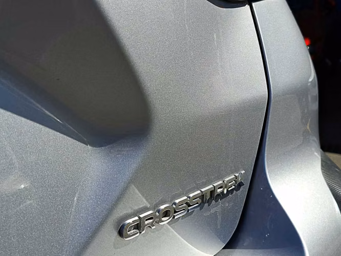 SUBARU CROSSTREK 2024