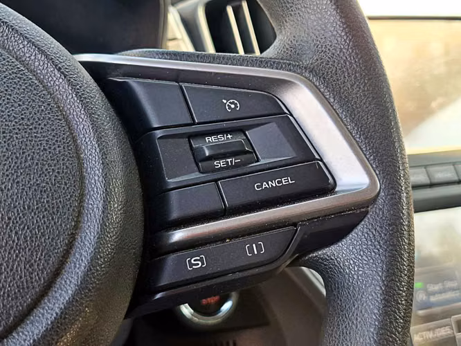 SUBARU CROSSTREK 2024
