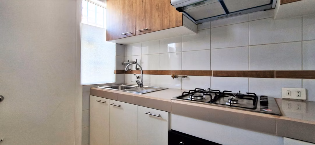 Venta de casa de cuatro dormitorios, en El Sendero, Quillota.  122 M$.